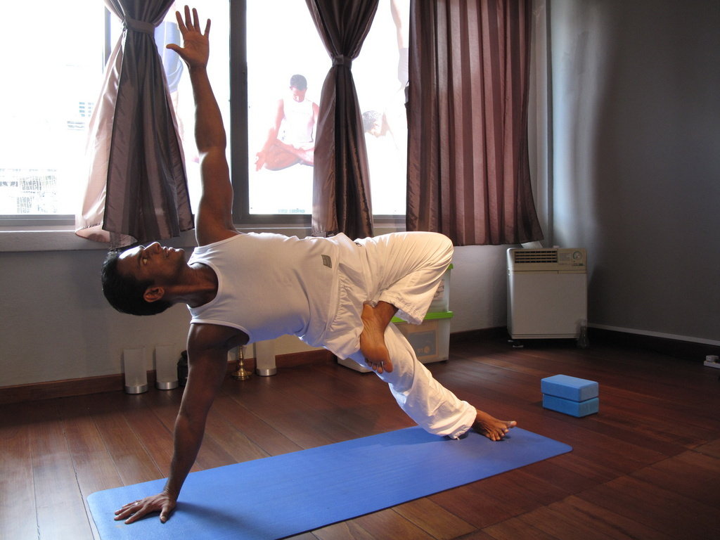 Dr Venkyâ€™s Shivshakti Yoga